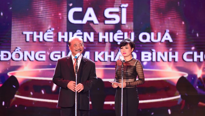 Thu Minh, Phương Thanh xin lỗi sau sự cố để lộ nội y - ảnh 4