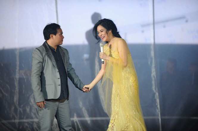 Thu Phương rơi nước mắt trong live show Việt Anh - ảnh 7