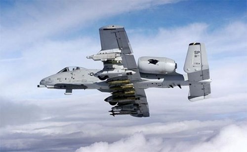 Báo Mỹ trầm trồ khả năng chiến đấu của 'xe tăng bay' Su-25 - ảnh 3