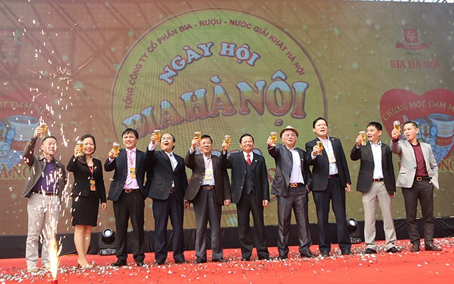 Hàng nghìn người tham dự Lễ hội Bia Hà Nội - ảnh 4