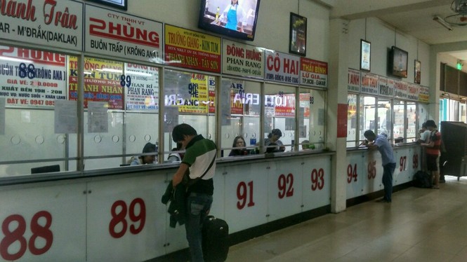 Vé tàu xe tết: Xuất hiện nhiều vé giả - ảnh 2