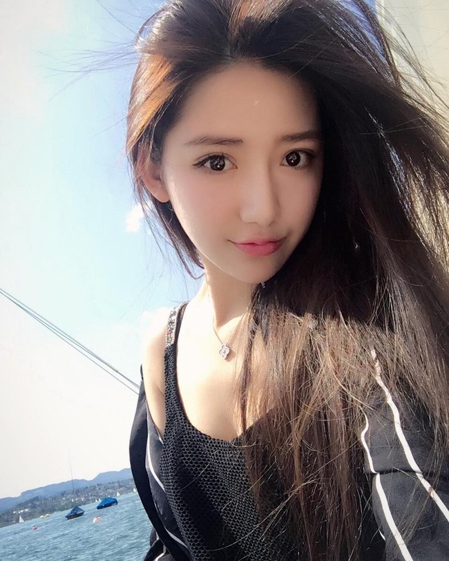 9X bất ngờ nổi tiếng nhờ giống Angelababy - ảnh 7