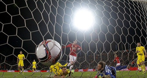 Mkhitaryan ghi bàn, M.U nắm lợi thế trước Rostov - ảnh 1