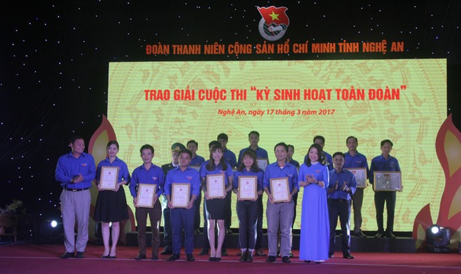Nghệ An tuyên dương 26 đoàn thanh niên tiêu biểu - ảnh 1