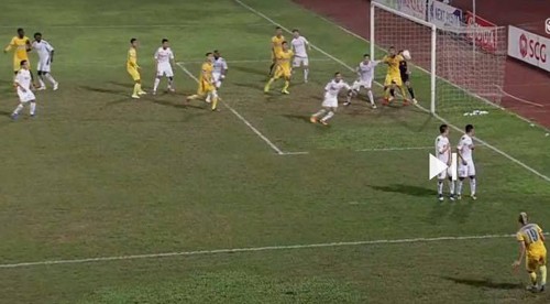 HLV Petrovic: ‘Thanh Hoá phải đá với 14 cầu thủ Hà Nội’ - ảnh 1