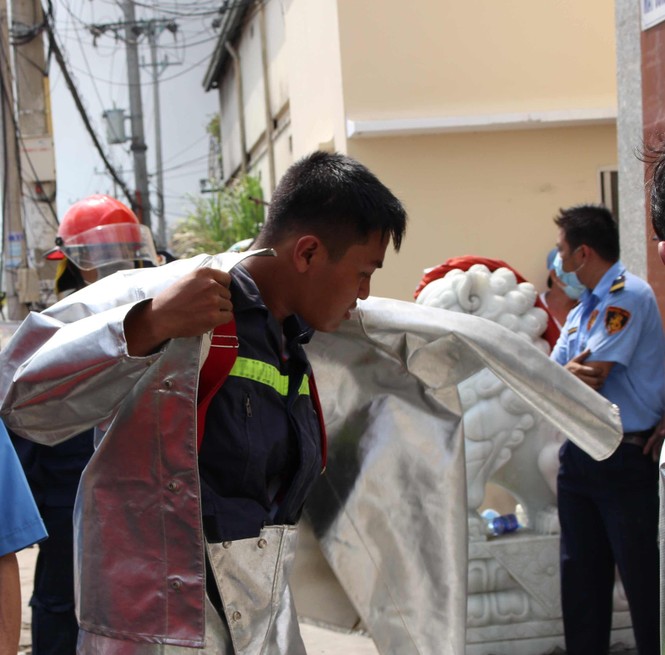 Vụ cháy lớn nhất Cần Thơ do thiếu nước chữa cháy - ảnh 6