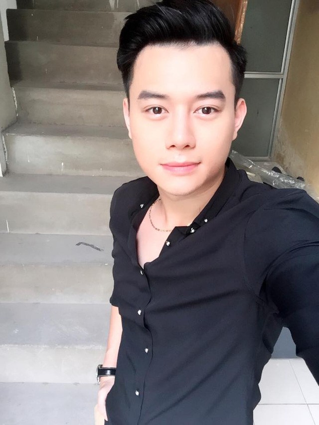 nam chính sống chung với mẹ chồng - ảnh 1