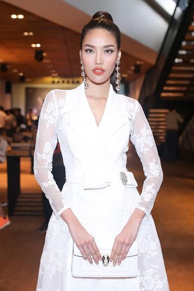 Lan Khuê - Hoàng Thùy “đọ sắc” cùng HLV The Face Thailand - ảnh 2