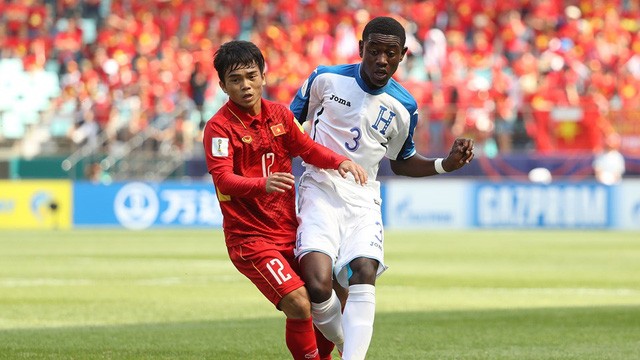 Khoảnh khắc đẹp trong ngày U20 Việt Nam chia tay World Cup - ảnh 18