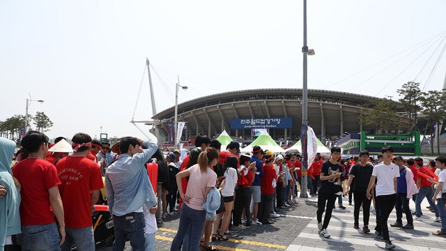 Khoảnh khắc đẹp trong ngày U20 Việt Nam chia tay World Cup - ảnh 4