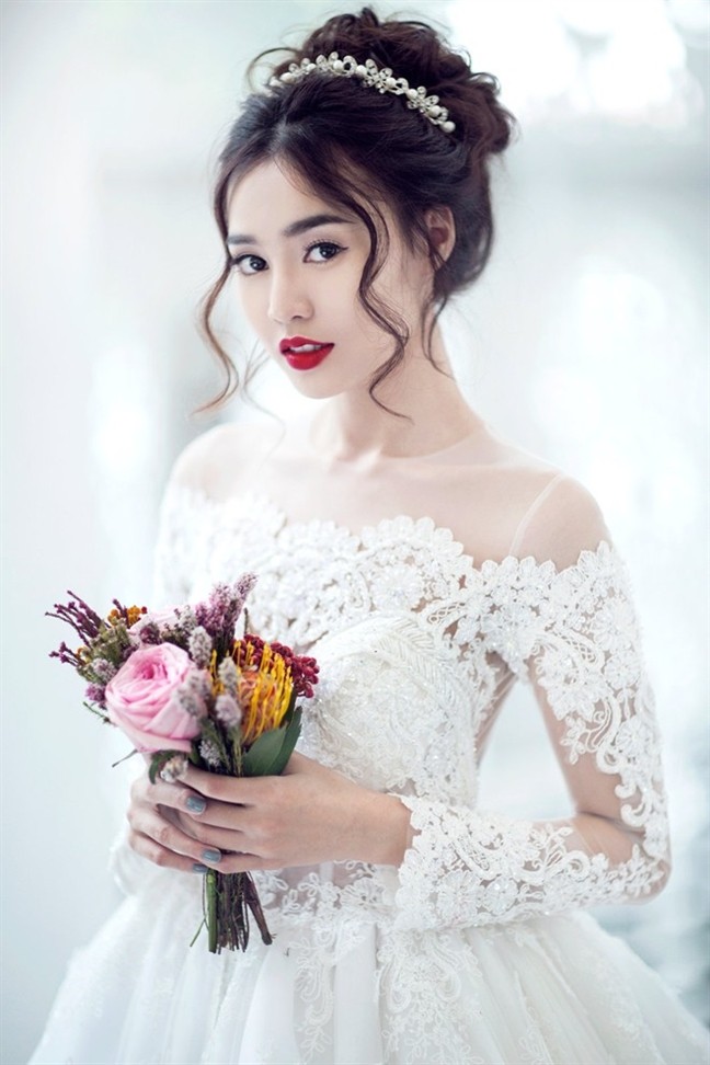 Ninh Dương Lan Ngọc: Tôi không giành vai của Angela Phương Trinh! - ảnh 7