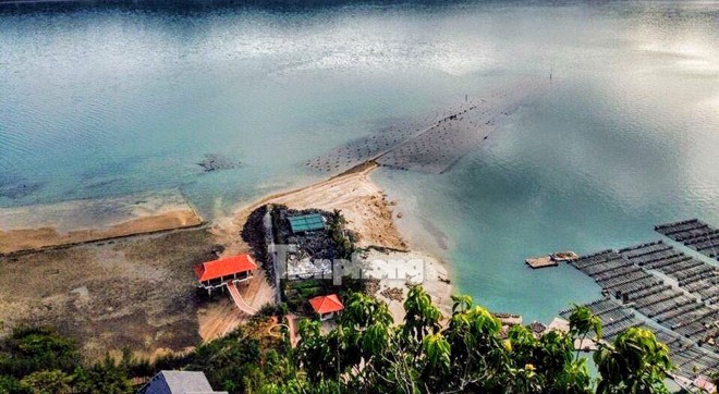 Cận cảnh resort trái phép trên vịnh Bái Tử Long - ảnh 12