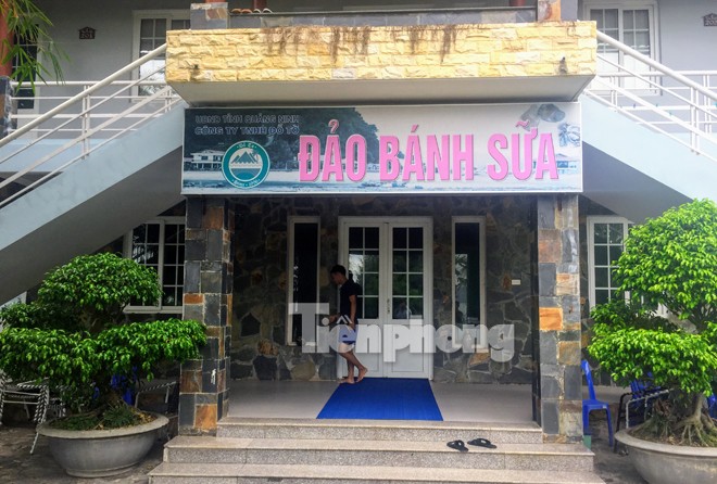 Cận cảnh resort trái phép trên vịnh Bái Tử Long - ảnh 2
