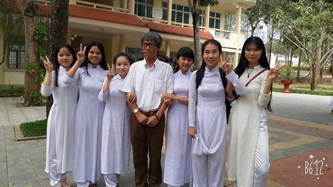 Nữ sinh nơi ngã ba biên giới đạt 2 điểm 10: “Thề không gục ngã!” - ảnh 2
