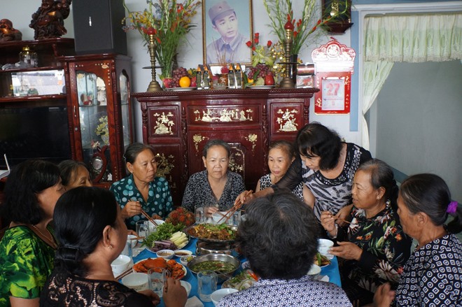 Trao bằng Tổ quốc ghi công cho liệt sĩ Lữ Anh Dồi - ảnh 2