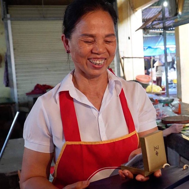 Giới cầu thủ Việt Nam tưng bừng chào mừng ngày 8/3 - ảnh 1