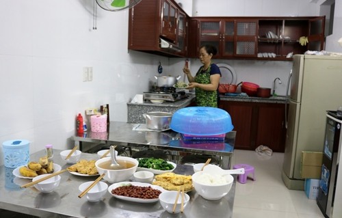 Nữ doanh nhân xây nhà 3 tỷ đồng, đón người vô gia cư về ở - ảnh 3