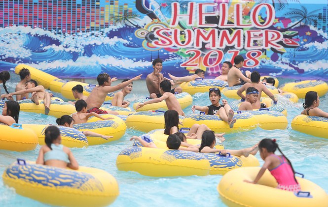 Điểm vui chơi Hà Nội kín người dịp nghỉ lễ - ảnh 7