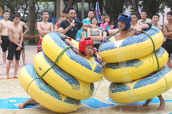 Điểm vui chơi Hà Nội kín người dịp nghỉ lễ - ảnh 8