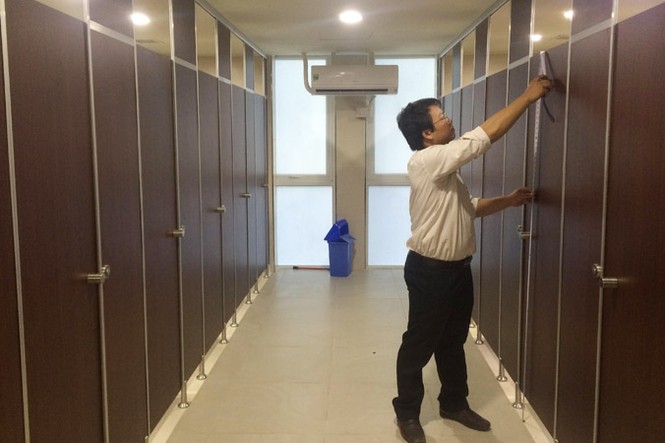 Vách ngăn vệ sinh Compact: Lựa chọn tinh tế cho không gian hiện đại - ảnh 1