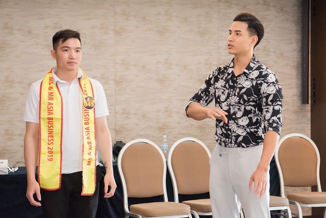 Siêu mẫu Lại Thanh Hương đạo diễn Catwalk cho thí sinh Ms&Mr Asia Business 2019 - ảnh 7