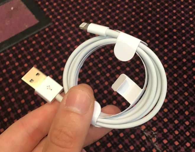 Hé lộ sợi cáp Lightning giả giúp hacker chiếm quyền máy tính trong nháy mắt - ảnh 2