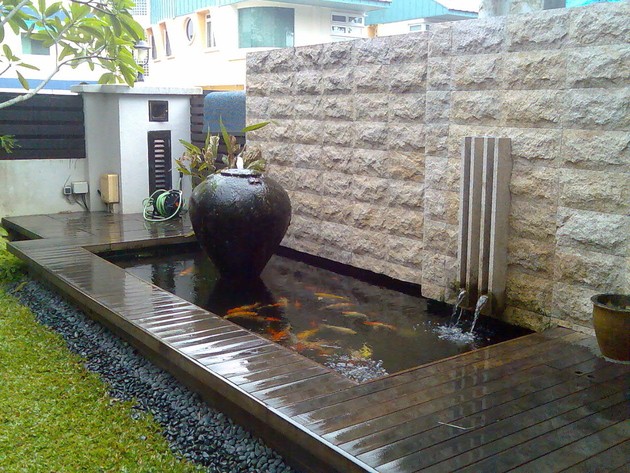 Nhà đẹp đón Tết nhờ biến 'khoảng không chết' thành hồ nước sắc màu - ảnh 3
