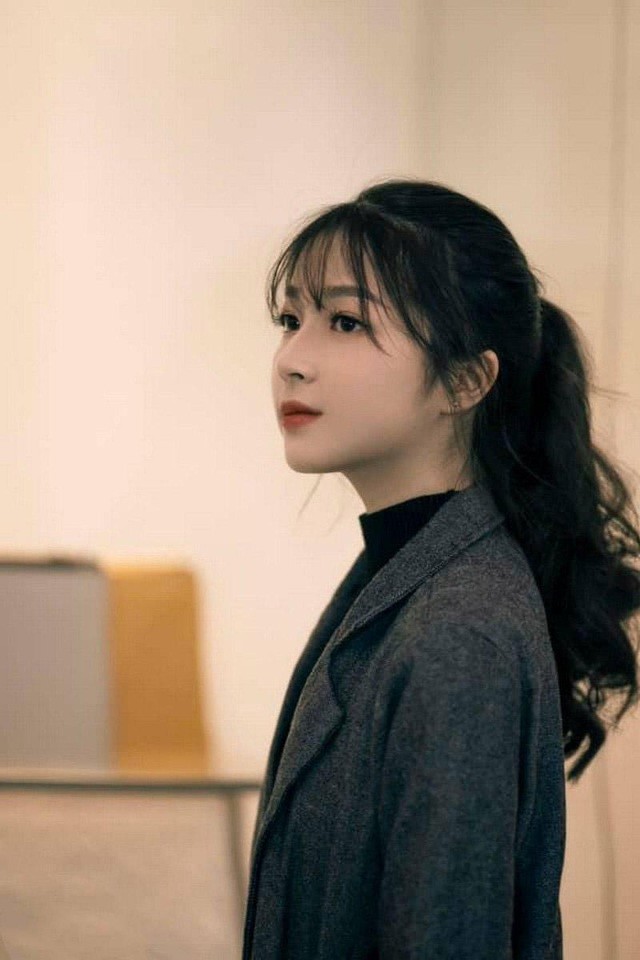 Nữ sinh Hà thành 'gieo thương nhớ' với góc nghiêng xinh đẹp - ảnh 1