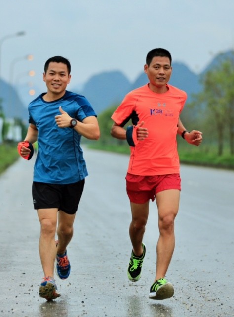 Các VĐV phong trào “thử đường” trước ngày thi đấu - ảnh 3