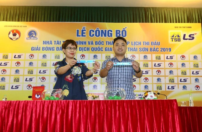 VFF hỗ trợ các đội dự giải bóng đá nữ VĐQG - ảnh 1