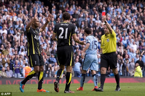 Aguero lập 'poker', Man City đại thắng Tottenham - ảnh 5