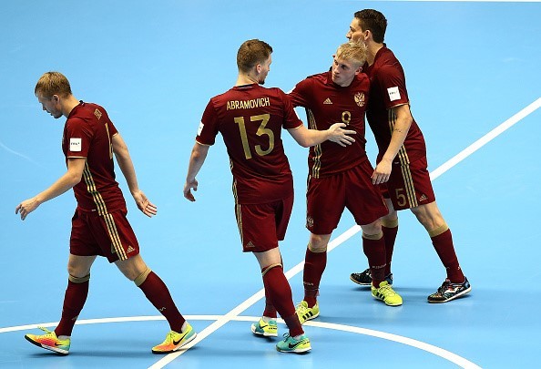 Thua đậm Nga, tuyển Việt Nam chia tay Futsal World Cup - ảnh 1