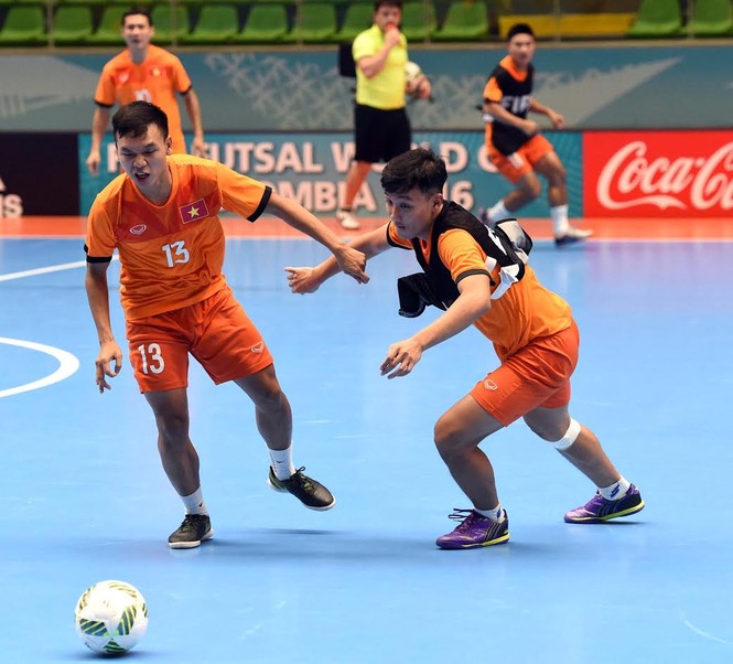 Thua đậm Nga, tuyển Việt Nam chia tay Futsal World Cup - ảnh 10