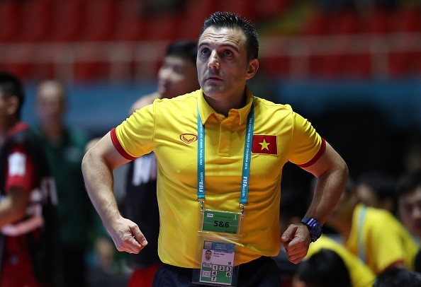 Thua đậm Nga, tuyển Việt Nam chia tay Futsal World Cup - ảnh 5