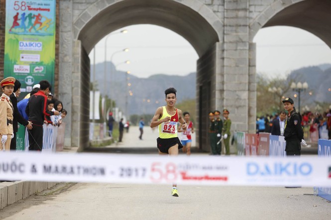 Việt dã Tiền Phong 2017: Quyết liệt và nhiều bất ngờ - ảnh 36