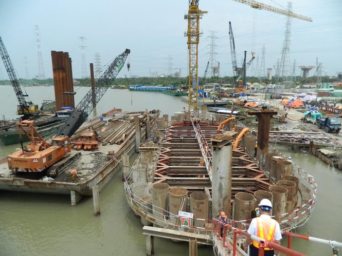 Trên công trường dự án chống ngập 10.000 tỷ đồng ở Sài Gòn - ảnh 2