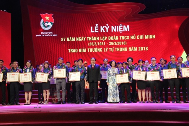 Tuyên dương 87 cán bộ Đoàn nhận giải thưởng Lý Tự Trọng 2018 - ảnh 5