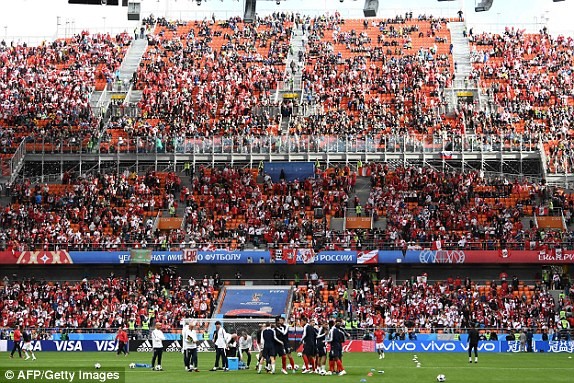 Pháp vào vòng 1/8 World Cup nhờ bàn thắng lịch sử của Mbappe - ảnh 16