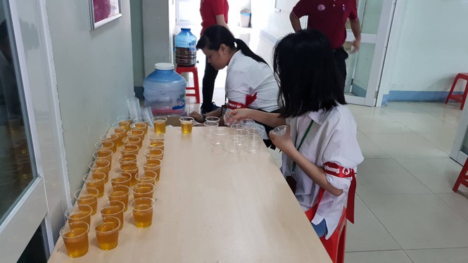 Chủ nhật Đỏ - ảnh 47