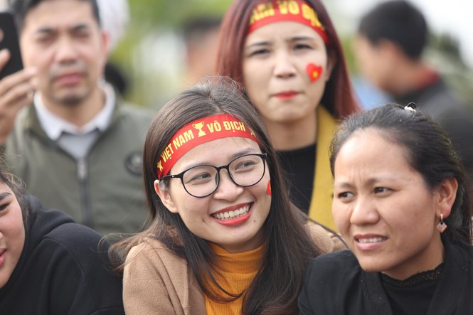 Không khí cổ động viên đón đội tuyển Việt Nam sau Asian Cup 2019 - ảnh 9
