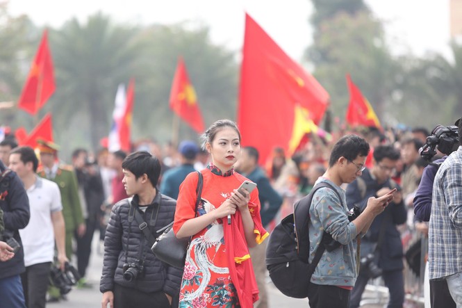 Không khí cổ động viên đón đội tuyển Việt Nam sau Asian Cup 2019 - ảnh 10