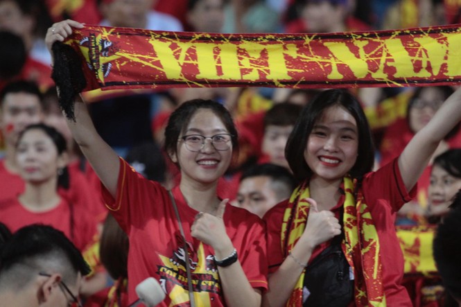 Quang Hải lập công, Việt Nam đánh bại Malaysia - ảnh 7