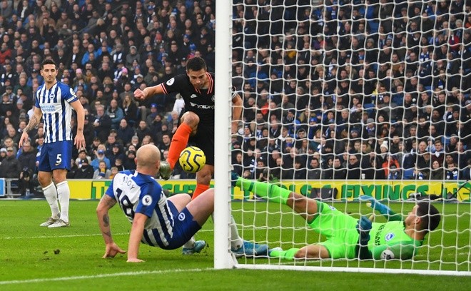 Chelsea đánh rơi chiến thắng ngày đầu năm - ảnh 1