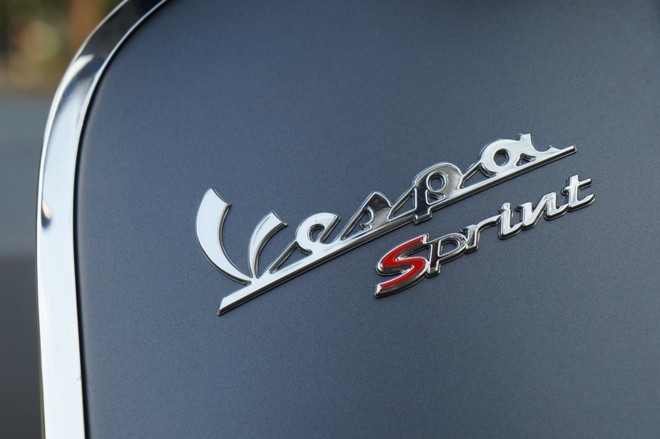 Cận cảnh Vespa Sprint mới 'xuất trận' tại Việt Nam - ảnh 10