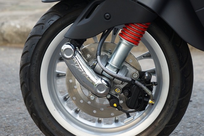 Cận cảnh Vespa Sprint mới 'xuất trận' tại Việt Nam - ảnh 6
