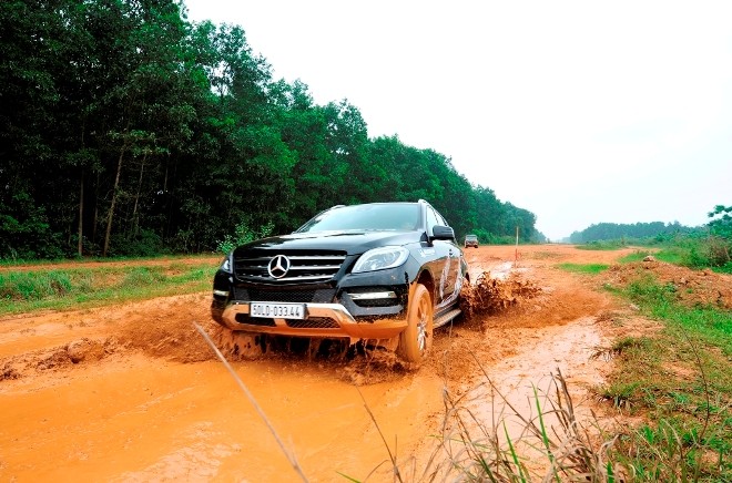Mang xe sang đi… Off-road - ảnh 9