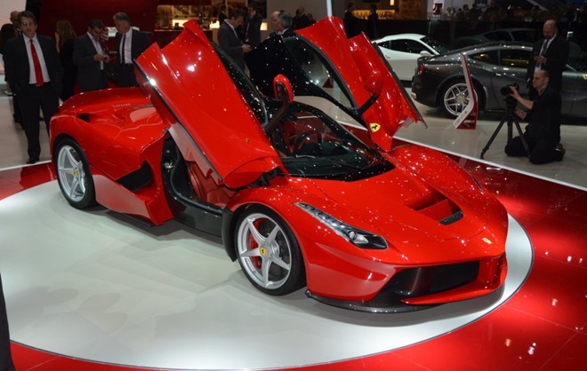 Siêu xe Ferrari LaFerrari có giá 1,4 triệu USD - ảnh 5