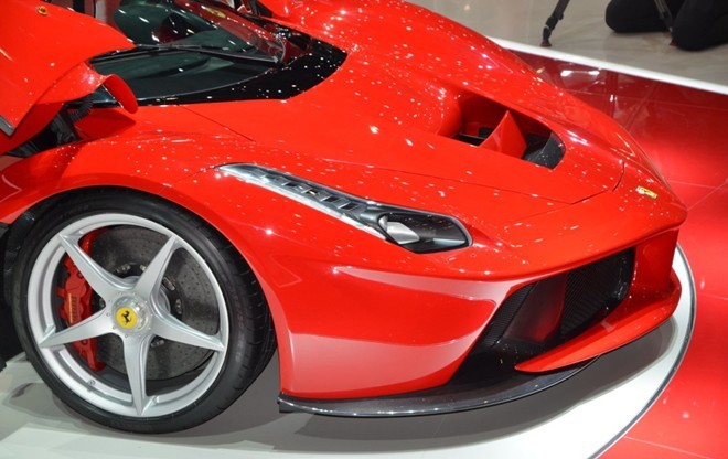 Siêu xe Ferrari LaFerrari có giá 1,4 triệu USD - ảnh 6