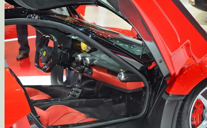Siêu xe Ferrari LaFerrari có giá 1,4 triệu USD - ảnh 8