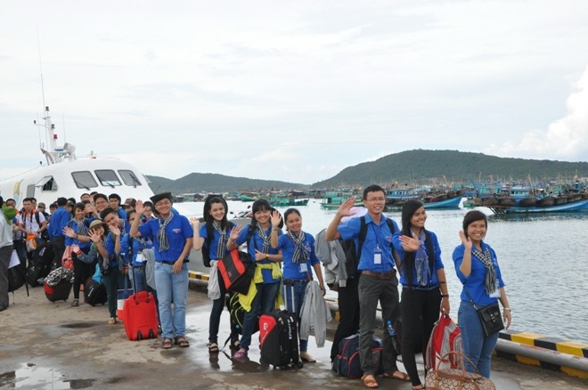 Biển đảo trong mỗi trái tim - ảnh 1